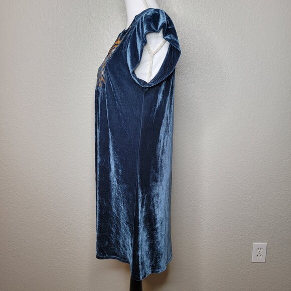 Anthropologie THML Navy Blue Velvet Embroidered Boho Dress Size Medium - Picture 3 of 9